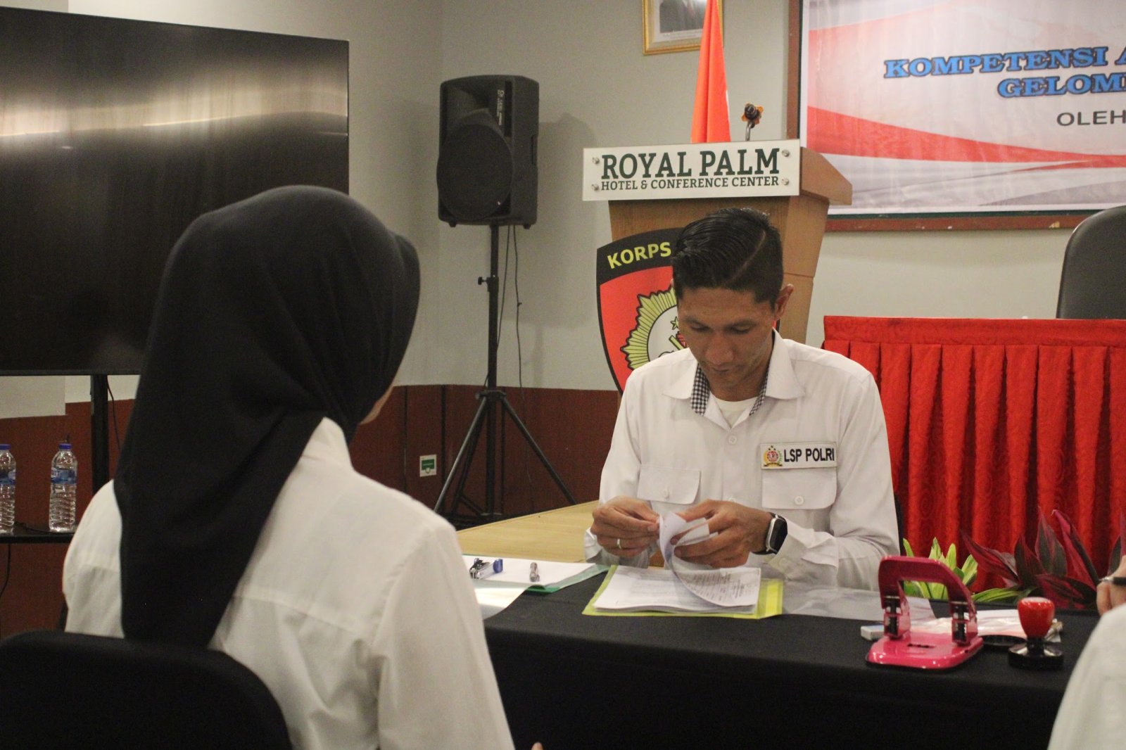 Pemeriksaan Berkas oleh LSP Polri